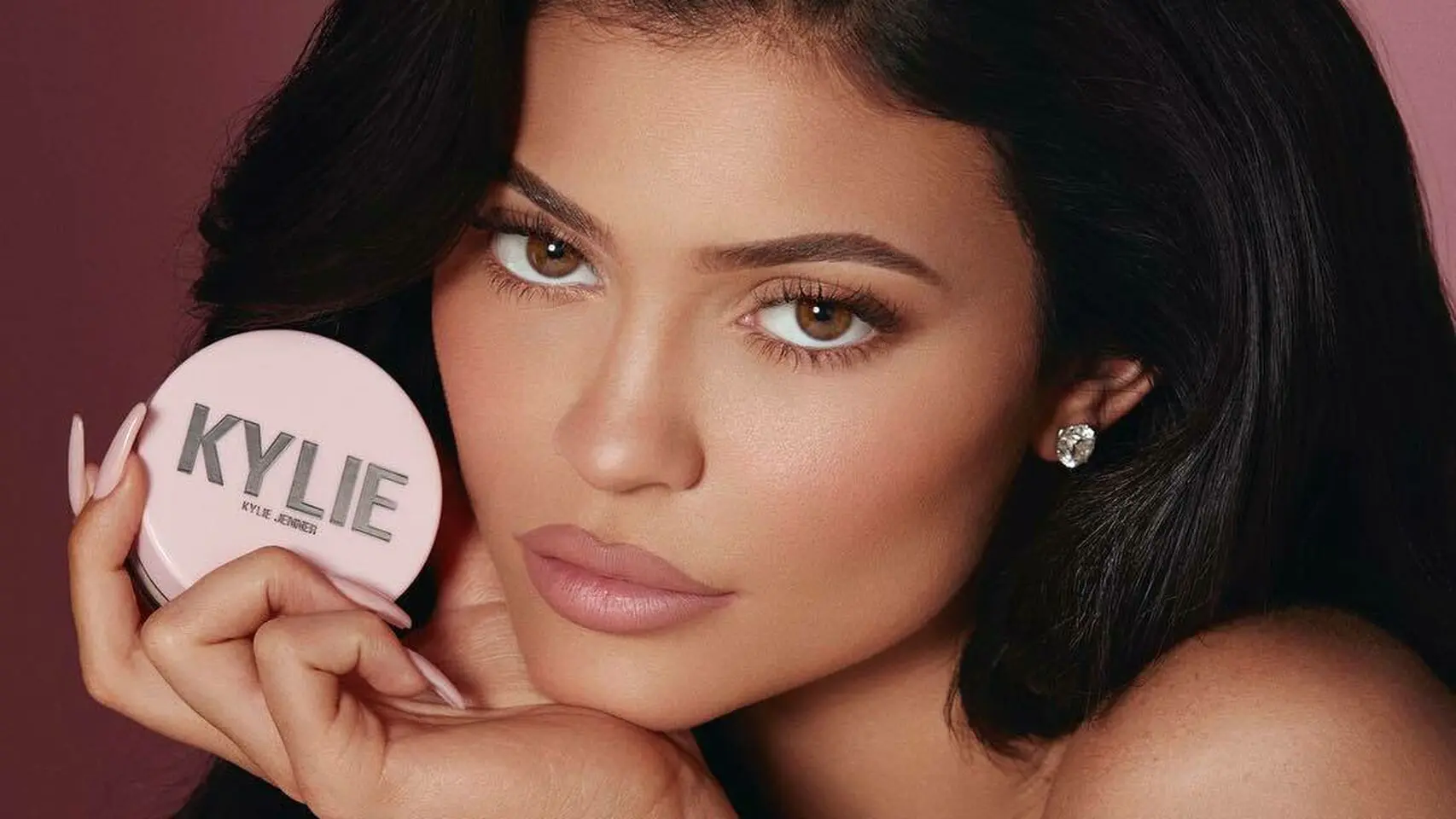 Kylie Jenner no es la millonaria que dice ser, Forbes la desmiente